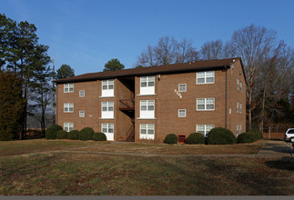 Little Rock Apartments in Charlotte, NC - Building Photo - Building Photo