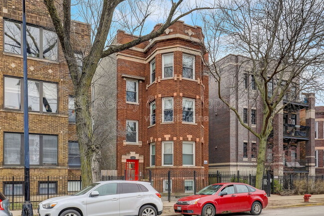 property at 4329 N Ashland Ave