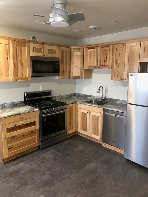 property at 811 Lake Shore Dr E
