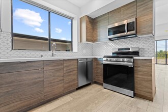 4383 Sepulveda Blvd in Los Angeles, CA - Building Photo - Building Photo