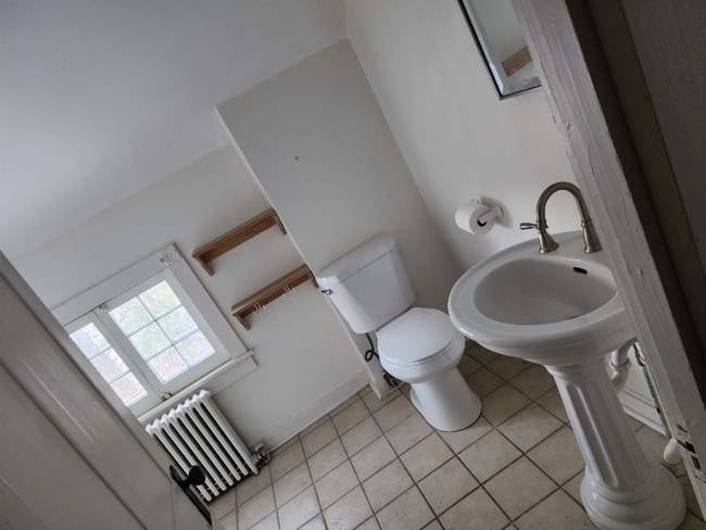 126 Simeon Dean Rd in Shaftsbury, VT - Building Photo - Building Photo