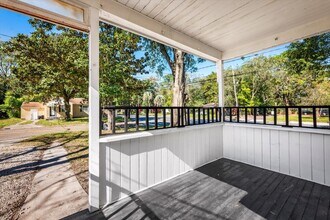981 McTyre Ct in Jacksonville, FL - Building Photo - Building Photo