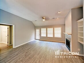 105 Peach Pointe Dr in Mcdonough, GA - Building Photo - Building Photo