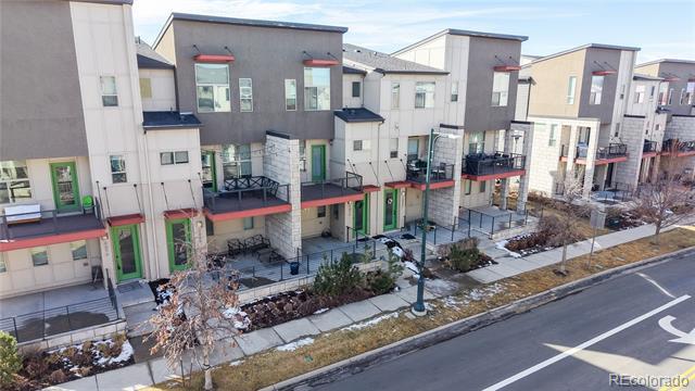 9076 E 50th Dr in Denver, CO - Building Photo
