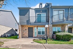 1710 Good Day Dr in Missouri City, TX - Building Photo