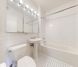 Washington Street in New York, NY - Building Photo - Building Photo