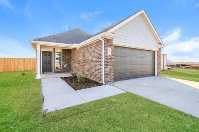 2003 Malus Wy in El Reno, OK - Building Photo - Building Photo