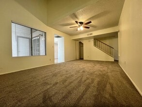 924 E Diamond Dr in Tempe, AZ - Building Photo - Building Photo