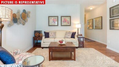 6030 Guildford Hill Ln in Charlotte, NC - Building Photo - Building Photo