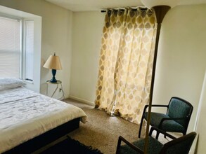 100 Del Verde Cir in Sacramento, CA - Building Photo - Building Photo