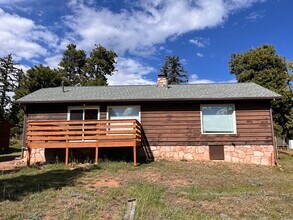 305 Dewell Rd in Woodland Park, CO - Building Photo - Building Photo