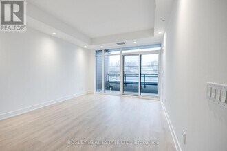 1285 Queen St E in Toronto, ON - Building Photo - Building Photo