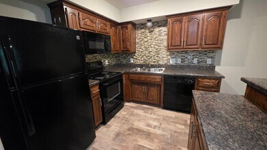 4029 N Hardesty Ave in Kansas City, MO - Building Photo - Building Photo