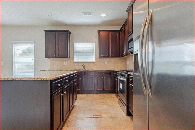2508 Fallenleaf Ct NE in Conyers, GA - Foto de edificio - Building Photo