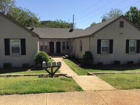300 Chamberlain St, Unit C in Raleigh, NC - Building Photo