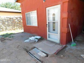 14936 Karen Kay Dr in El Paso, TX - Building Photo