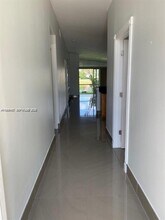 504 Woodgate Cir in Sunrise, FL - Building Photo - Building Photo