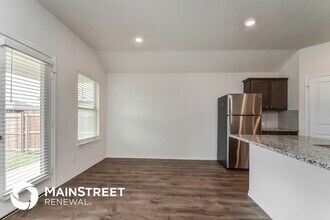 824 English Dr in Krugerville, TX - Building Photo - Building Photo