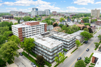 7251 Randolph St in Forest Park, IL - Building Photo - Building Photo