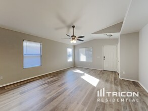 2809 N 106th Ln in Avondale, AZ - Building Photo - Building Photo
