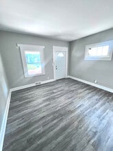 3556 N Capitol Ave in Indianapolis, IN - Foto de edificio - Building Photo