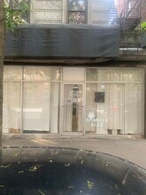 254 E 3rd St in New York, NY - Foto de edificio - Building Photo