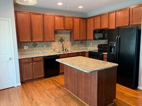 7591 Cherrybark Oak Ln in Elkridge, MD - Building Photo - Building Photo