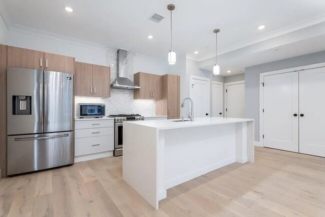 property at 265 Washington St