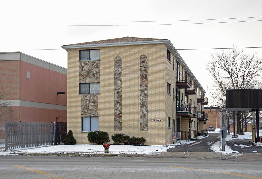 6113-6115 S Archer Ave in Chicago, IL - Building Photo