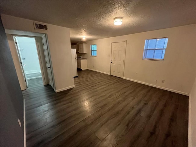 640 E Pipkin St in Beaumont, TX - Building Photo - Building Photo
