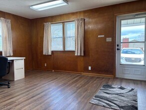 11146 Cadiz Rd in Cambridge, OH - Building Photo - Building Photo