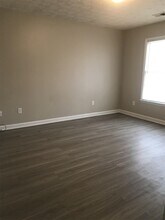 6684 Chupp Rd-Unit -C in Lithonia, GA - Foto de edificio - Building Photo