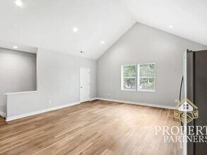 1646 Ingram St in Indianapolis, IN - Building Photo - Building Photo