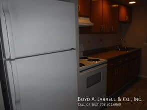5657 S Indiana Ave in Chicago, IL - Building Photo - Building Photo