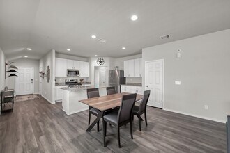 25248 Pomegranate Pl in Montgomery, TX - Building Photo - Building Photo