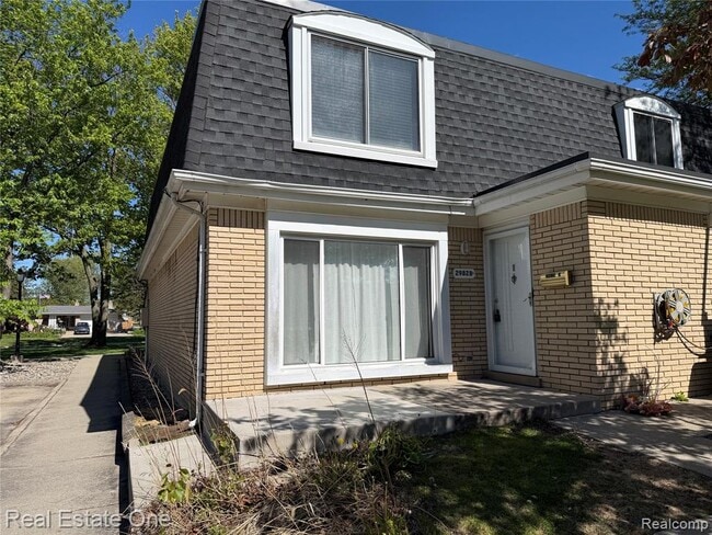property at 29828 CITY CENTER # 1 Dr