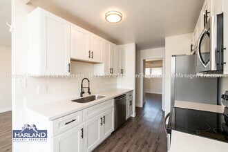 3670 Arey Dr in San Diego, CA - Building Photo - Building Photo