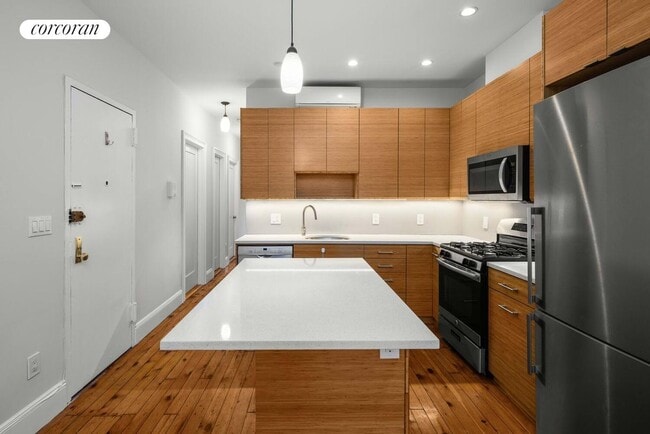 402 2nd St in Brooklyn, NY - Building Photo - Building Photo