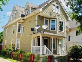 879 Elm St, Unit 1 in New Haven, CT - Building Photo