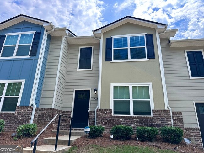 722 Keeshono St in Union City, GA - Building Photo - Building Photo