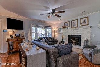 82 Inskip Ave in Ocean Grove, NJ - Building Photo - Building Photo