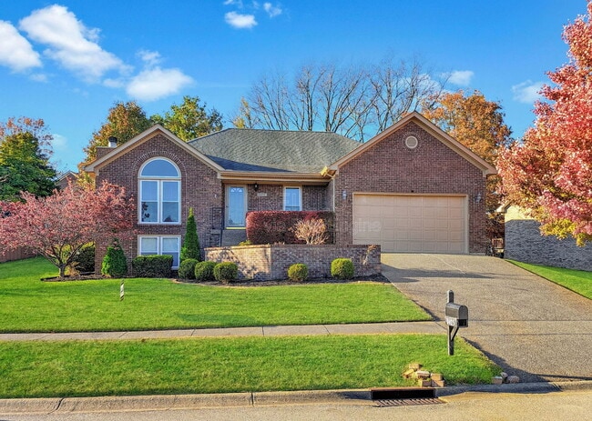 property at 8405 Hurstbourne Woods Pl