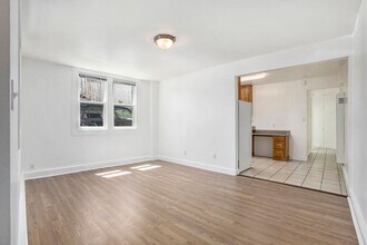 1621 Broadway, Unit 1621 Broadway #A - LU in Alameda, CA - Building Photo - Building Photo
