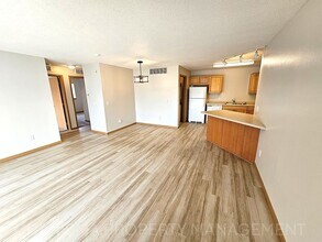 7021 56th St in Sioux Falls, SD - Building Photo - Building Photo
