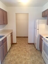 250 Lee Ct, Unit 280 Lee Court in Ferdinand, IN - Building Photo - Building Photo