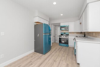 7725 Timbercreek Ct in Portage, MI - Building Photo - Building Photo