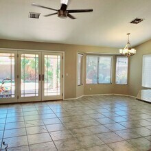 9139 W Davis Rd in Peoria, AZ - Building Photo - Building Photo
