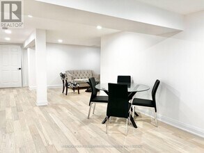 2 Pannahill Rd in Toronto, ON - Building Photo - Building Photo