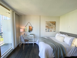 1580 Haro in Vancouver, BC - Building Photo - Building Photo