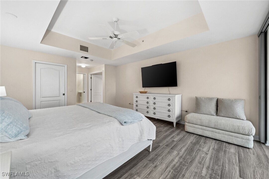 14817 Laguna Dr in Ft. Myers, FL - Building Photo
